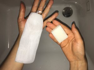 ピュアモイスチャーソープと泡立てネット
